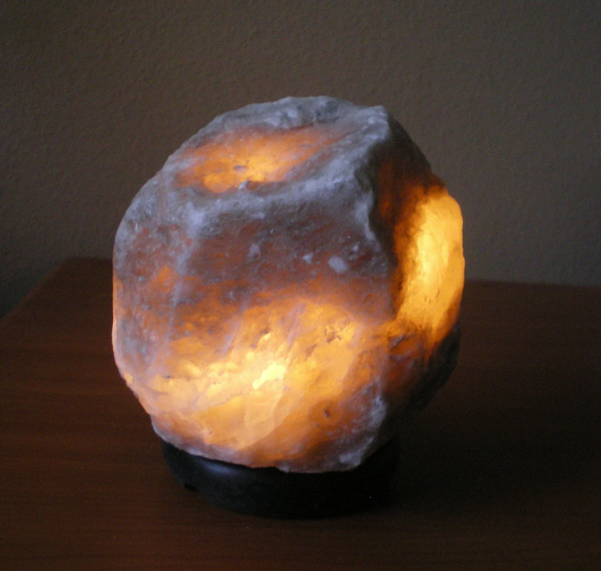Light up cheap rock lamp