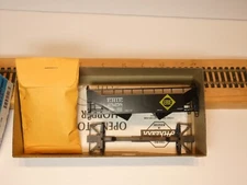 HO Scale Erie 34' Hopper Kit #25258