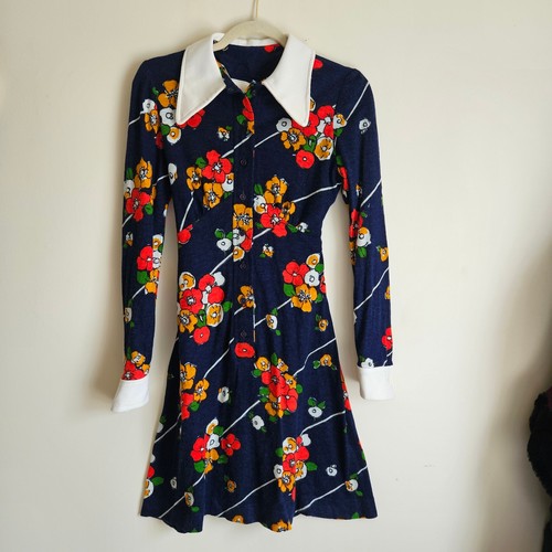 Amazing! 1970's True Vintage Floral Knit Dress by The Company Sz S