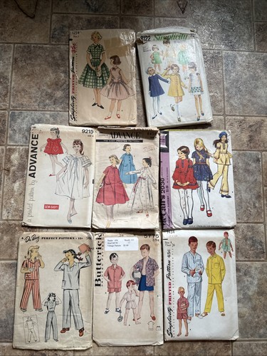 Lot De 98 Cartes Postales Vintage Des Années 40, 50 Et 60 - Thèmes Variés - Occasion