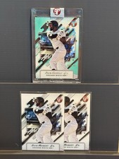 Luis Robert Jr. Lot (3) 2025 Topps Pristine – Aqua /199 & Base – White Sox