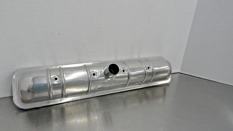 老式 Crosley 汽车发动机阀盖 — 第 2/4 张图片