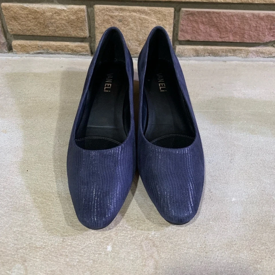 Женские туфли-лодочки Vaneli размер 7 темно-синие текстурированный блеск каблук котенка карьера вечеринка событие - Изображение 2 из 4