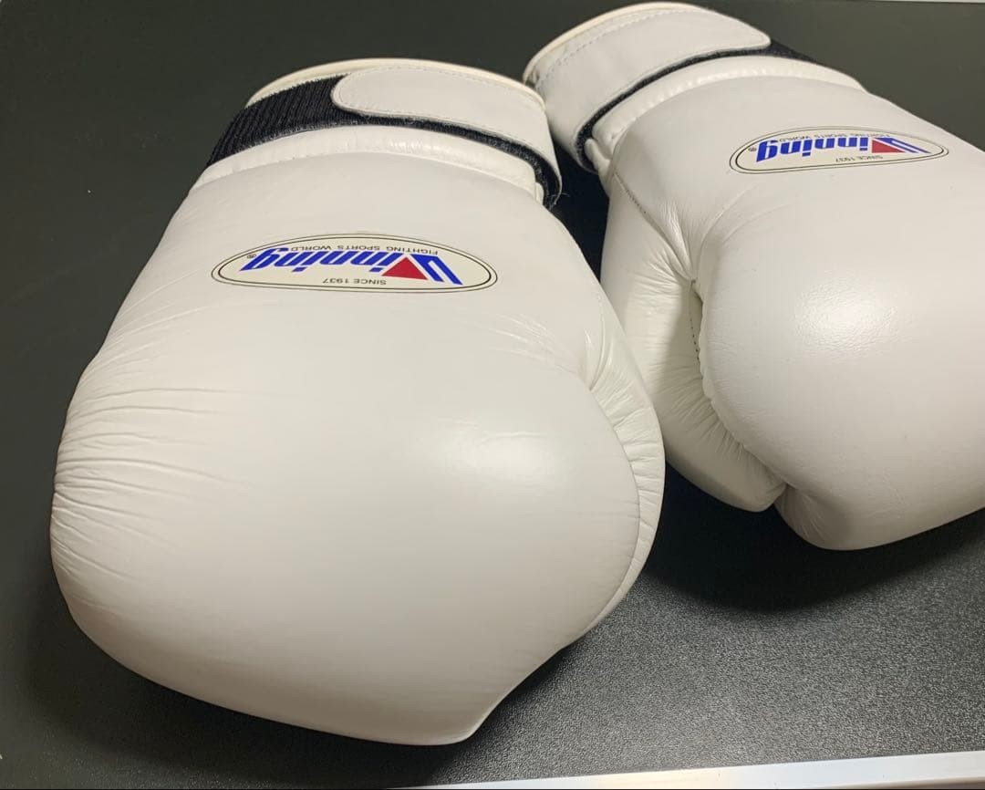 Winning ボクシンググローブ 14 oz ホワイト MS-500B 箱付き winning ウィニングボクシンググローブ 14オンス MS-500B 【公式通販】