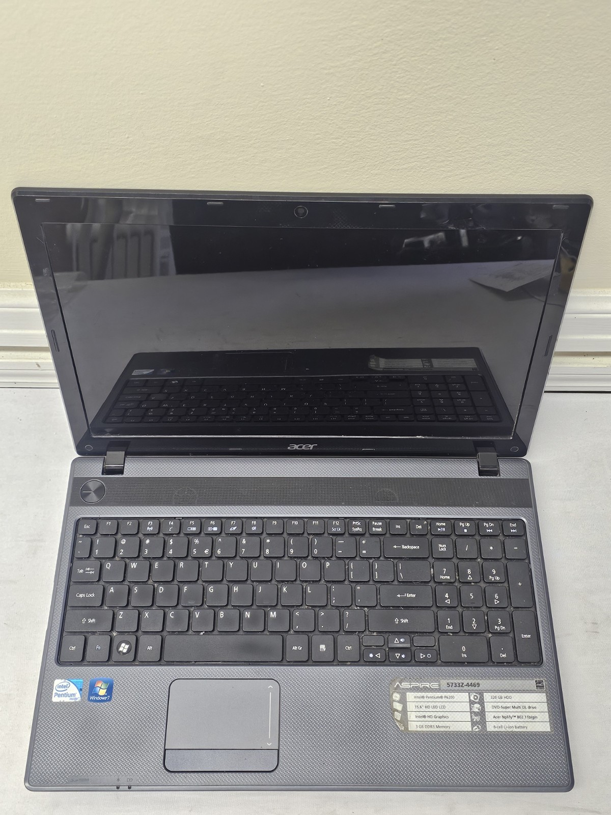 Acer Aspire 5373 Laptop - Intel Pentium P6200 - 3GB RAM - 500GB HDD - READ