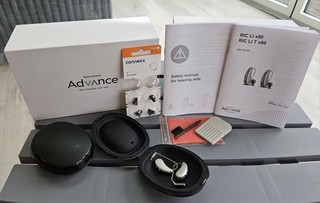 Specsavers Advance RIC LI 80 Premium Rechargeable Hearing Aids lightly used