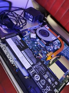 lenovo laptop L17L2PF0 zum basteln oder verschrotten