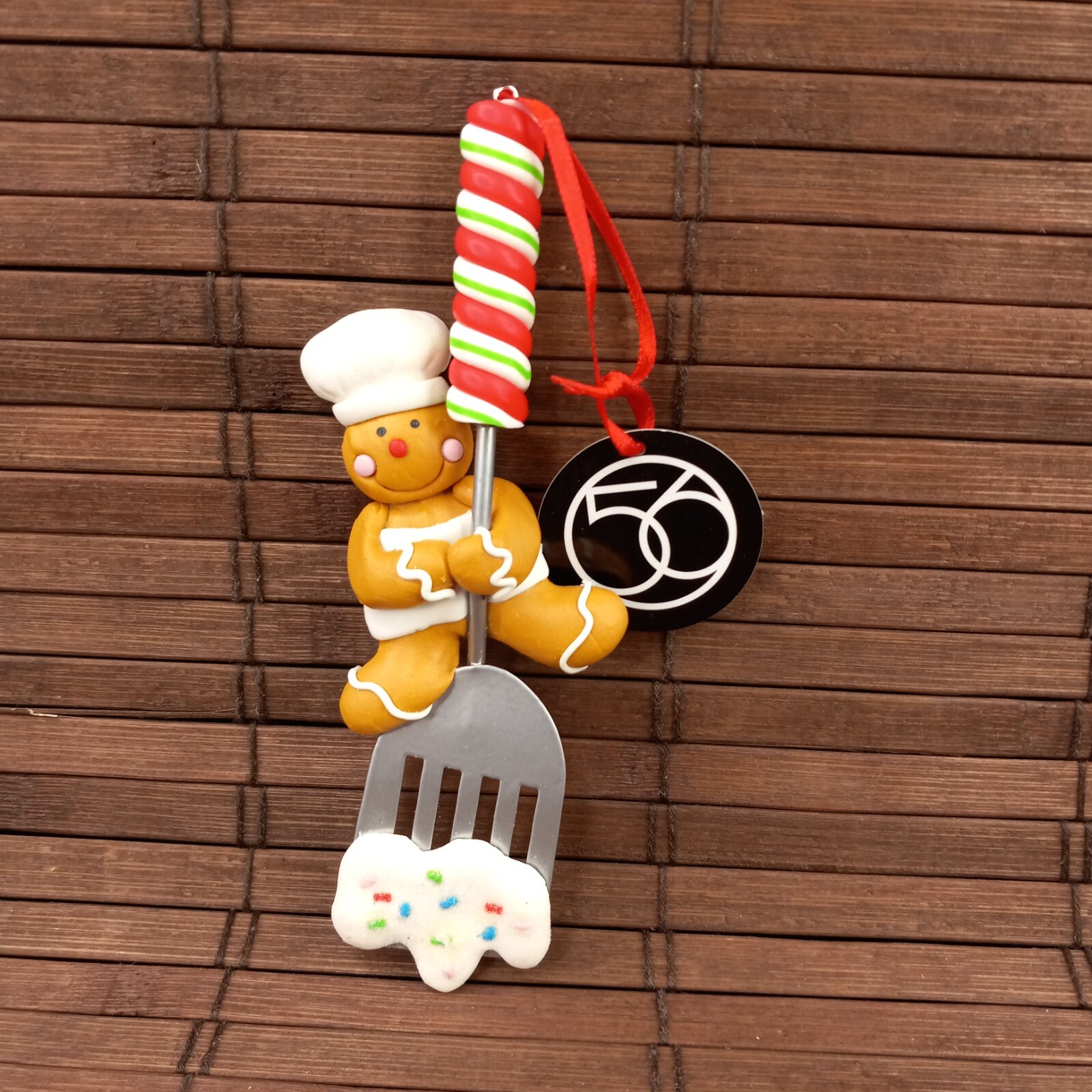 Department 56 Mrs Claus Sweet Shoppe Gingerbread Man Spatula Christmas