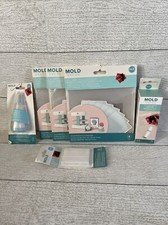 We R Memory Keepers Mold Press 18 Plastic Sheets Liquid Powder Mold Release Clay