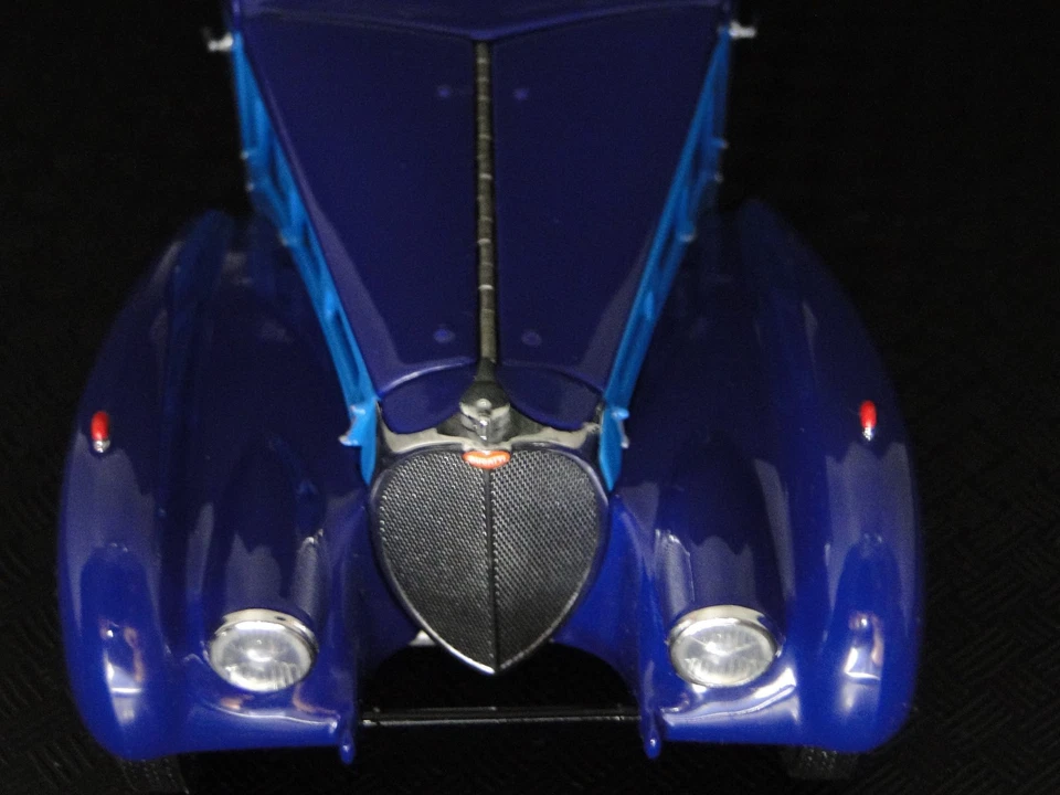 Bugatti Race Car1 24Racing Racer Veyron Custom Built18Metal Body12Chiron Model - Image 4 of 4