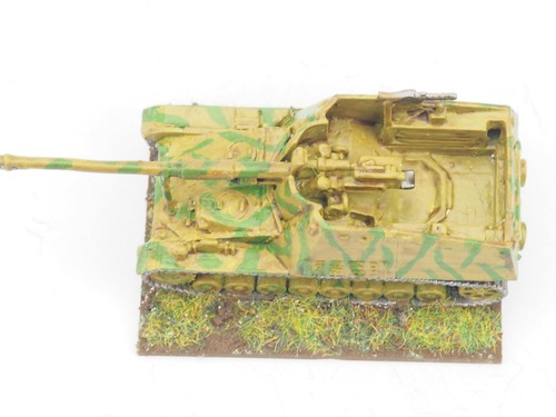 15MM WW2 GERMAN HORNISSE 8.8CM TANK HUNTERS X 2. PAINTED. BLUE 454 - Foto 4 di 4
