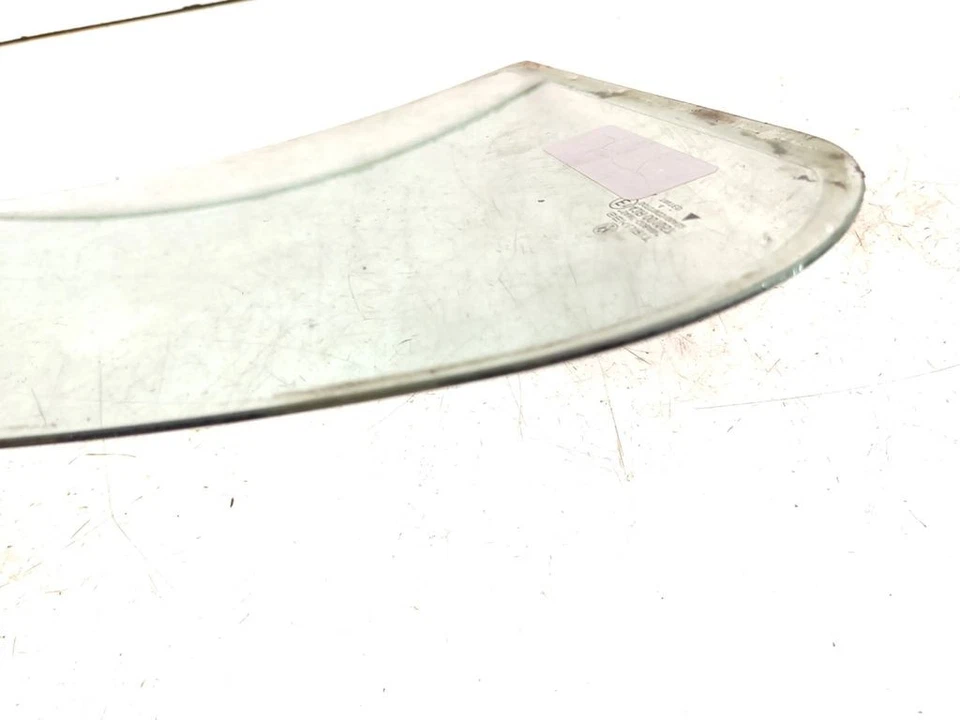 VW Volkswagen Golf III Hatch 4/5D 1995 Trasero Izquierdo Puerta Triángulo Ducto Foto 2 de 4