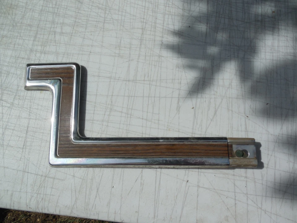 1987 MERCURY COLONY PARK WAGON LEFT FENDER TRIM MOLDING OEM USED 1983 1985 1979 - Image 2 of 4