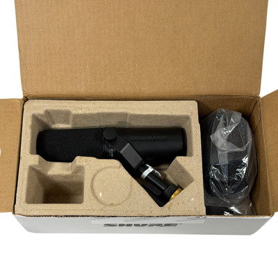 Shure SM7dB Dynamic Microphone Built in Preamp Streaming Podcast Authentic READ