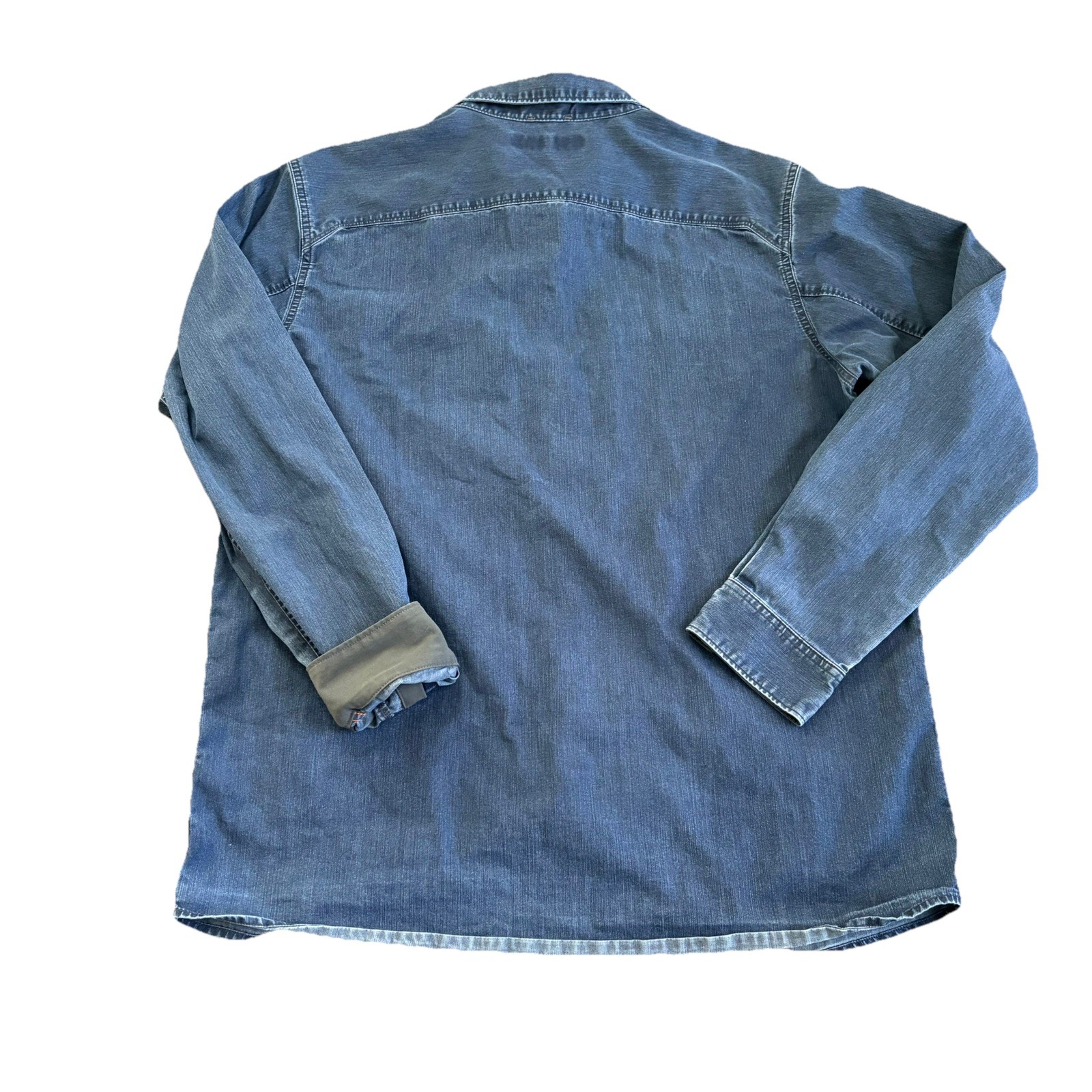 Mountain Hardware Cathedral Ledge Button Down Shi… - image 2