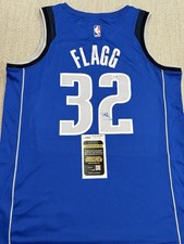 2019 Leaf Autographed Multi-Sport Jersey Edition 8