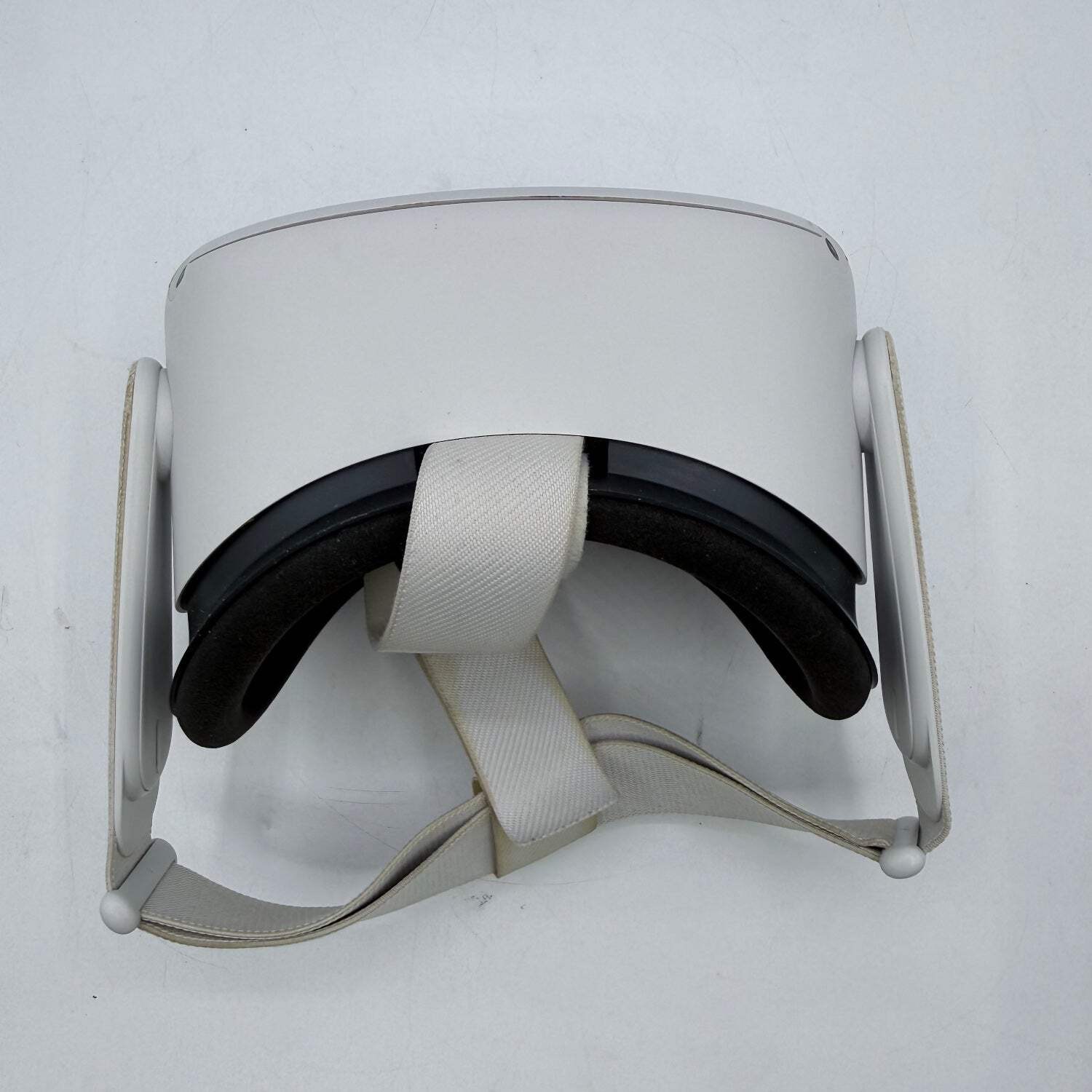 Meta Quest 2 128GB Standalone All-in-One VR Headset KW49CM Unit Only