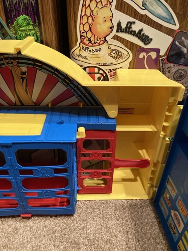 Vtg 1984 DC Super Powers Hall of JUSTICE Kenner playset Near Complete UNBROKEN - Picture 10 of 24