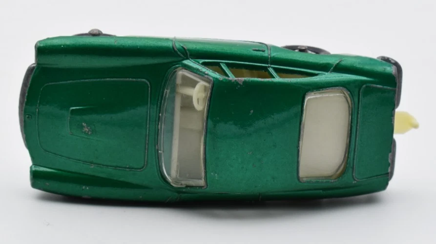 Matchbox 1-75 Regular Wheels #75 Ferrari Berlinetta verde scuro.... - Immagine 3 di 4