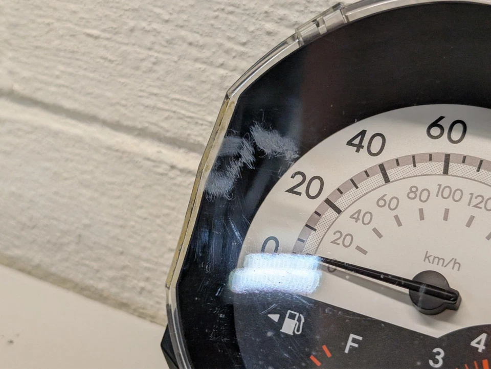 Cuadro de instrumentos Speedo 83800-5C761 Scion XB AT 2004 2005 2006 Foto 3 de 4