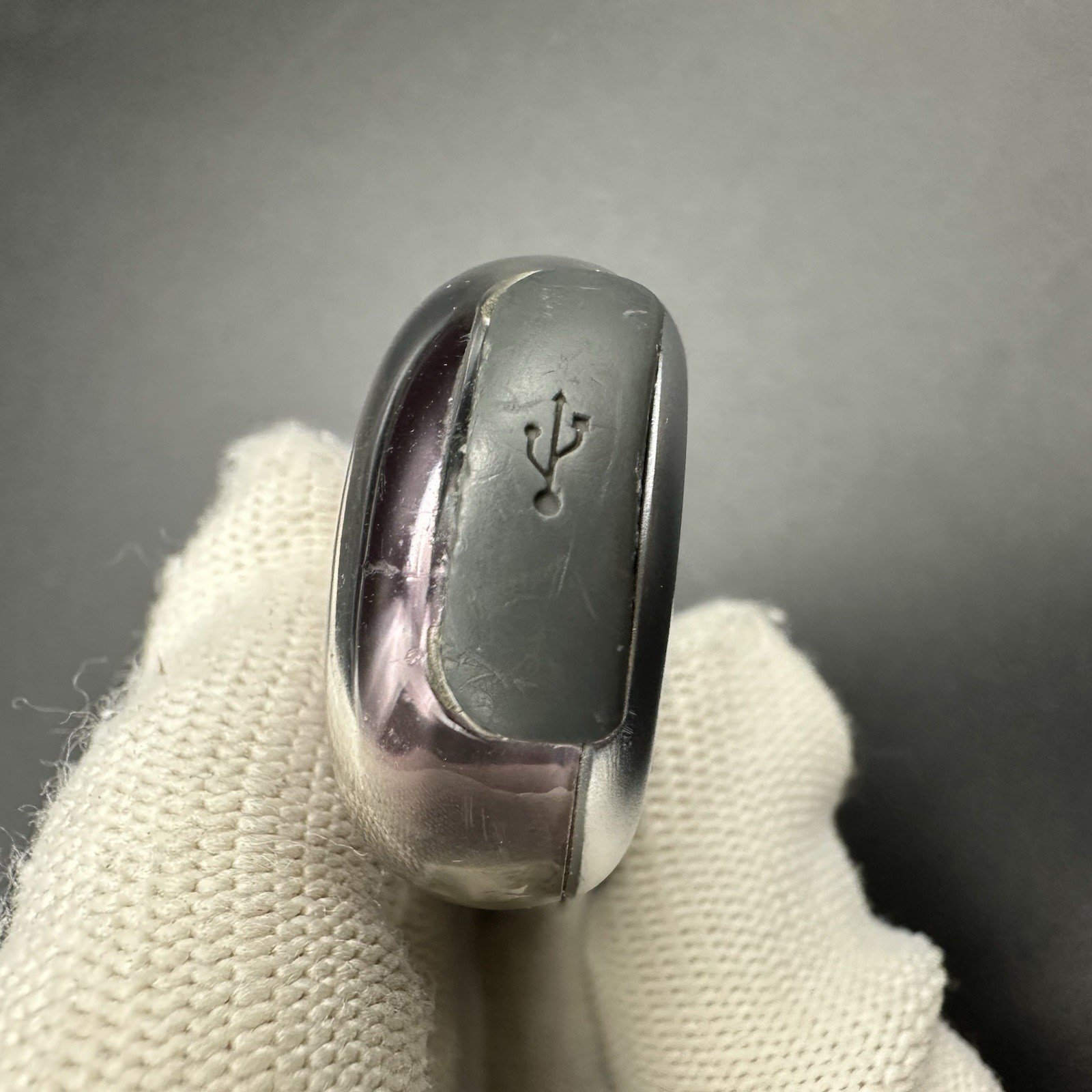 SONY NW-E505 Portable Audio Player Walkman 512 MB Pink Defect Present