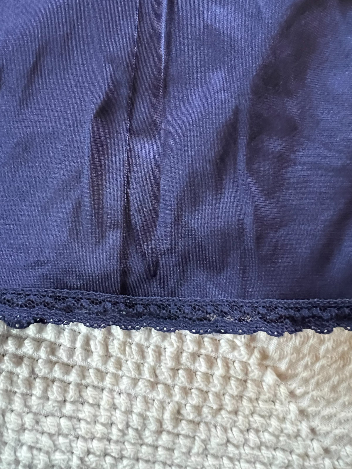 Lot of 4 Vintage Vanity Fair Long Half Slip Size Medium Navy White Off White thumbnail 8