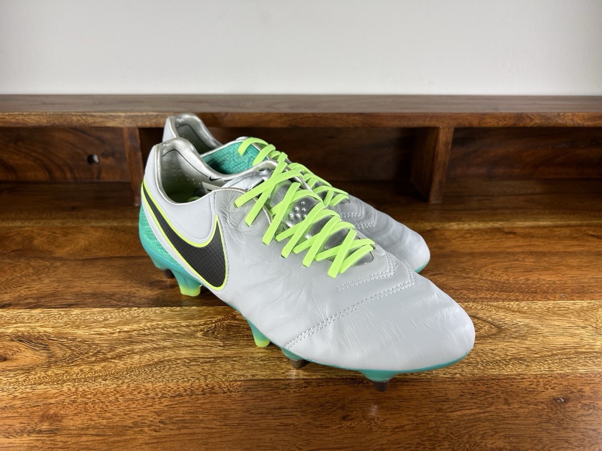 Men's Nike Tiempo Legend VI SG-Pro Soccer ACC 819680-006 Size 7.5
