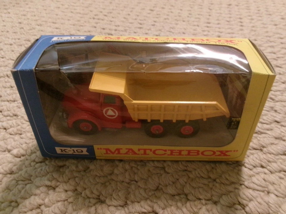 Matchbox-King Size-K 19-Scammel Tipper Truck-MIB - Image 2 of 4