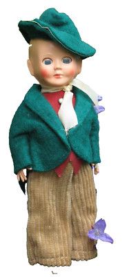 Vintage Trachtenpuppe Irland, 6,5'', Cordhose, grüner Filzhut + Mantel, 60er Jahre