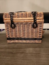 large picnic basket With Plates And Glasses 
