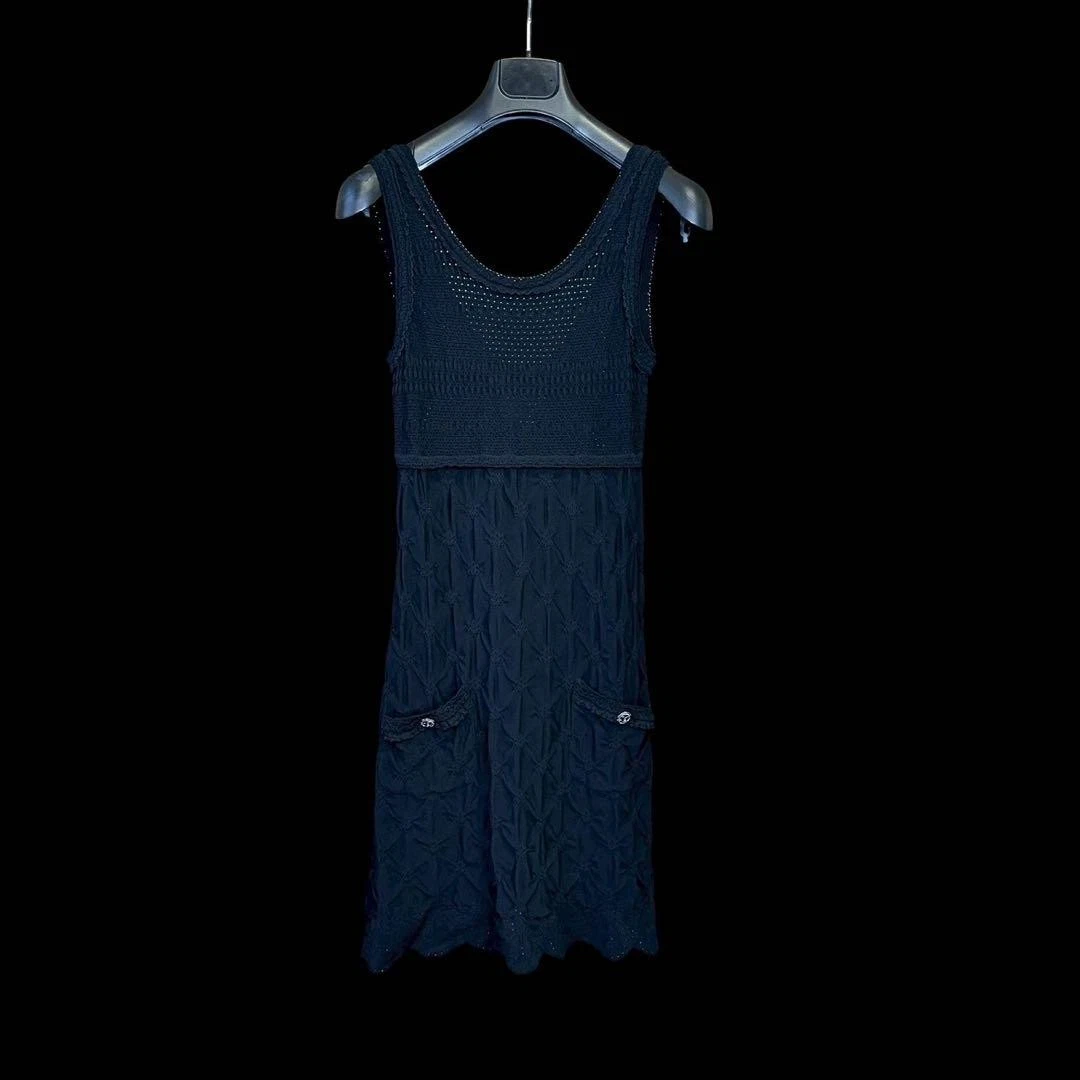 Chanel — CHANEL Coco Mark Black Dress Size 38 P40326K02942 Authentic SR2048