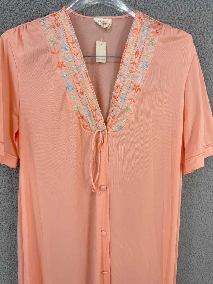 Vintage JC Penney 60s Satin Trim Dressing Gown Robe Size M NOS Peach Buttons - Image 2 of 4