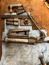 Black Hawk Porto-power Single-speed Hydraulic Hand Pump Ram Clamshell Pusher