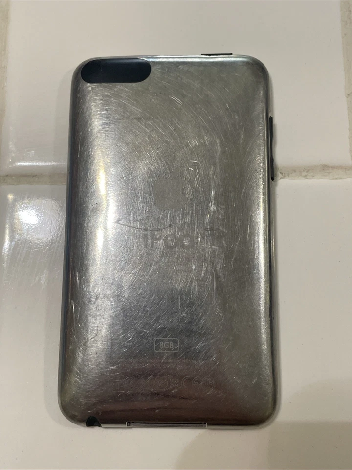 Apple iPod Touch 2nd Generation 8 GB MP3 Player A1288 Black Tested Working - Image 4 of 4