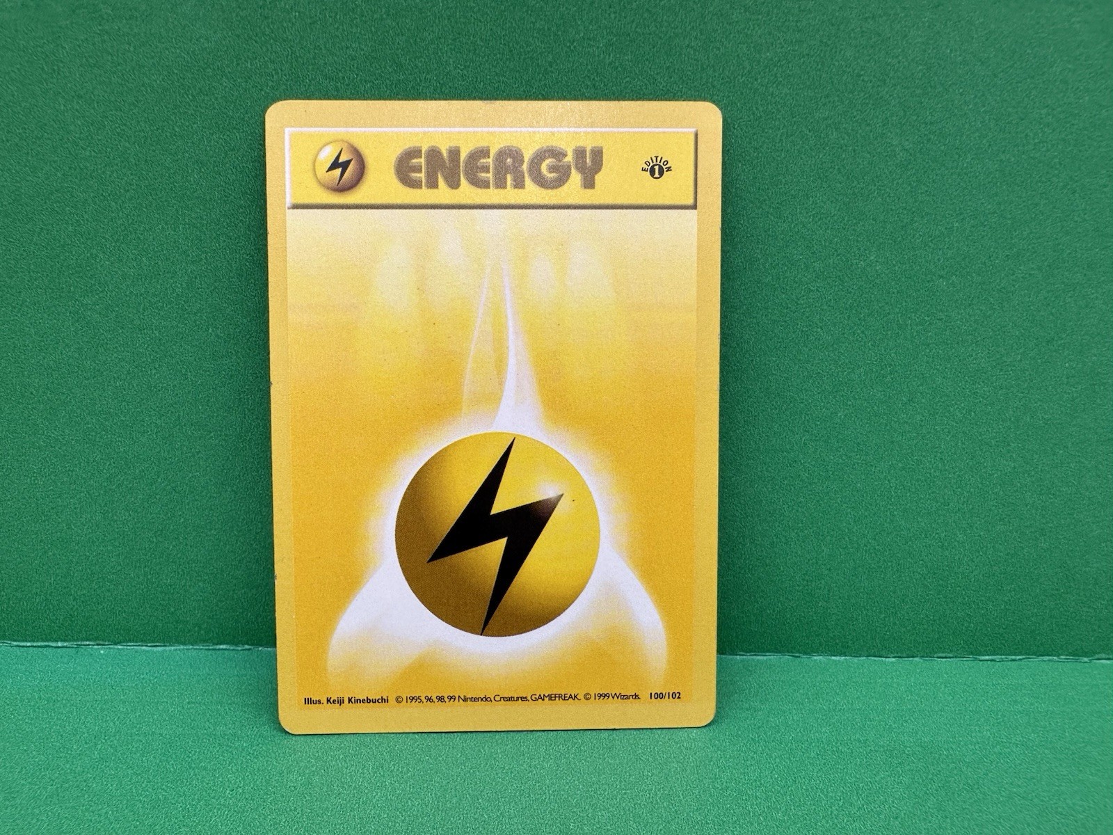 Pokemon Card - Lightning Energy Base Set Shadowless 100/102 1st Edition Common