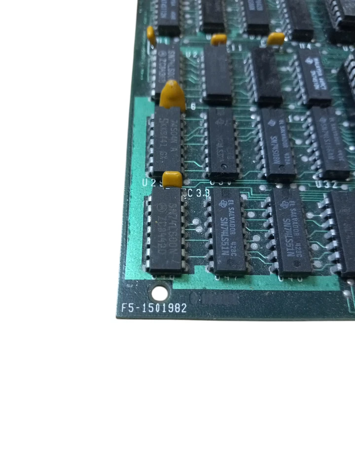 F5-1501982 COLOR vintage GRAPHICS VIDEO CARD - Image 3 of 4