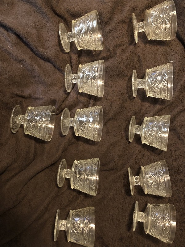 Vintage anchor hocking dessert dishes