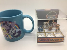 Mega Man 4 IV NES Nintendo Dr. Wiley Cossack Proton Man Shadow Box Diorama Cube