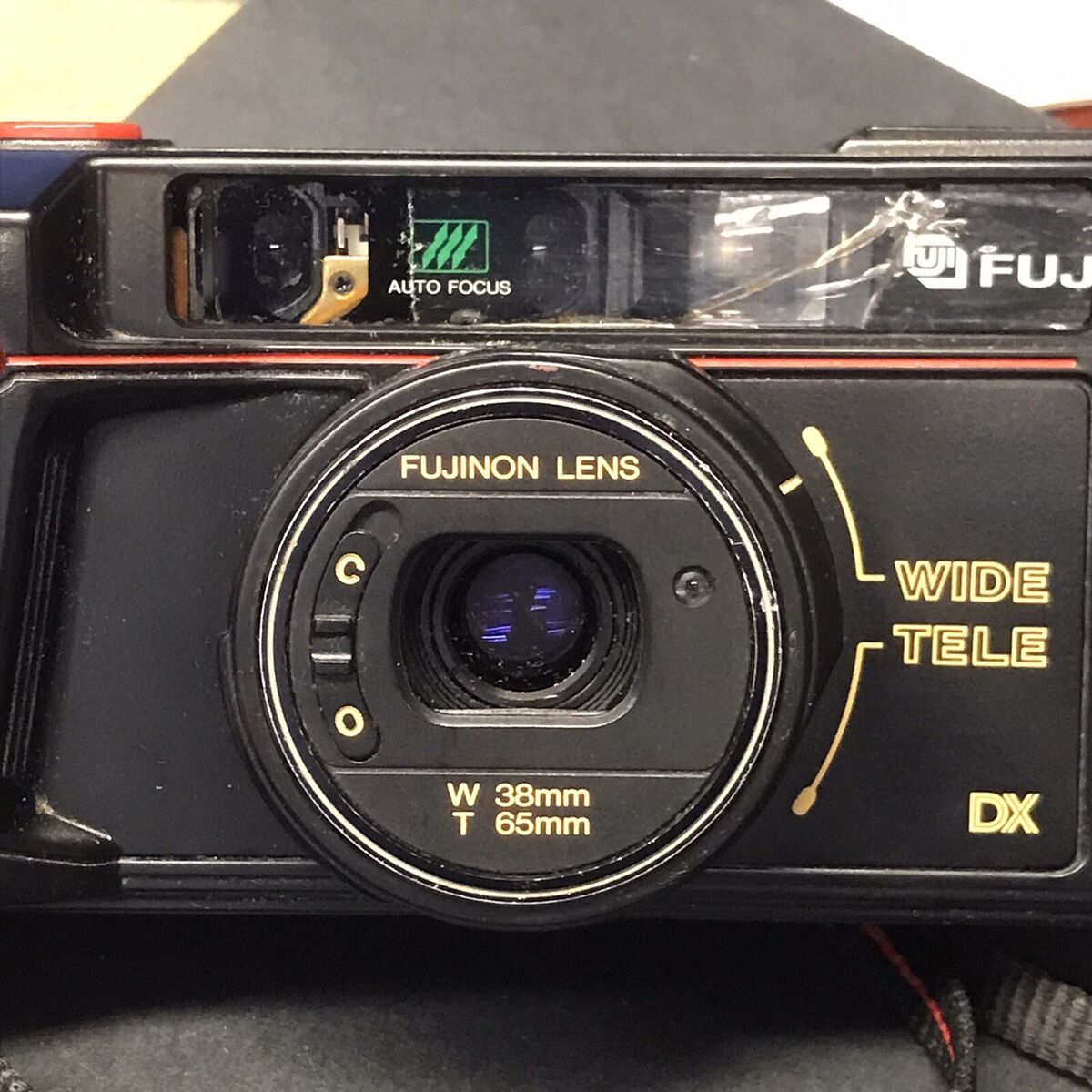 FUJI TW-300 DX (38-65mm) FUJINON Lens 35mm Auto Focus Camera FUJI TW-300 DX (38-65mm) FUJINON Lens 35mm Auto Focus Camera