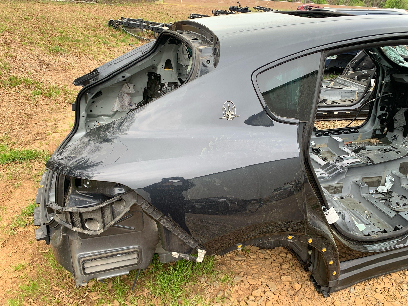 2017 - 2020 MASERATI LEVANTE M161 OEM REAR RIGHT QUARTER PANEL *STRUCTURE CUT*