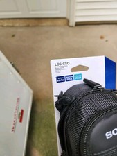 SONY LCS-CSD Soft Cyber-Shot Carrying Case With Shoulder Strap NEW