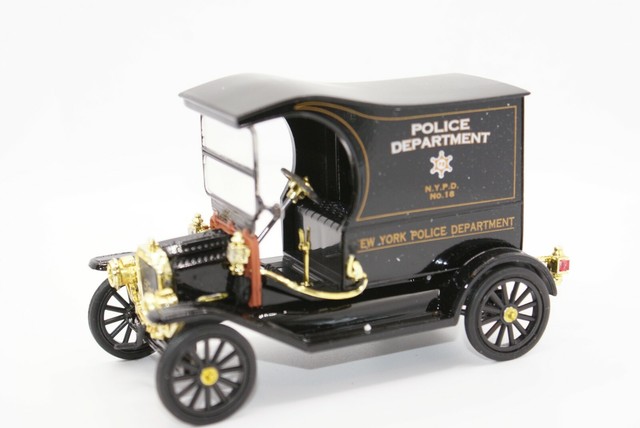 National Motor Museum MINT 1913 Ford Model T NY Police Department 1/32  Scale for sale online | eBay