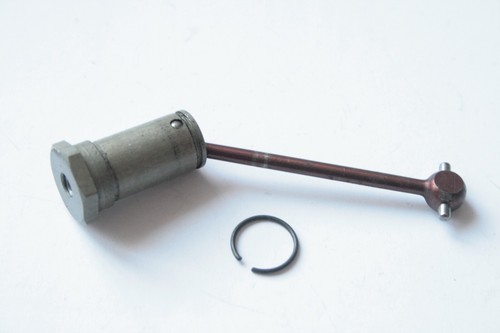 Xray T1 Antriebswelle hinten + Achse (lang) - A