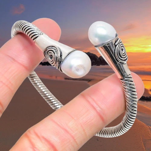 Natural Unique River Pearl Ethnic Bracelet Adjustable k192 - Image 2 of 4