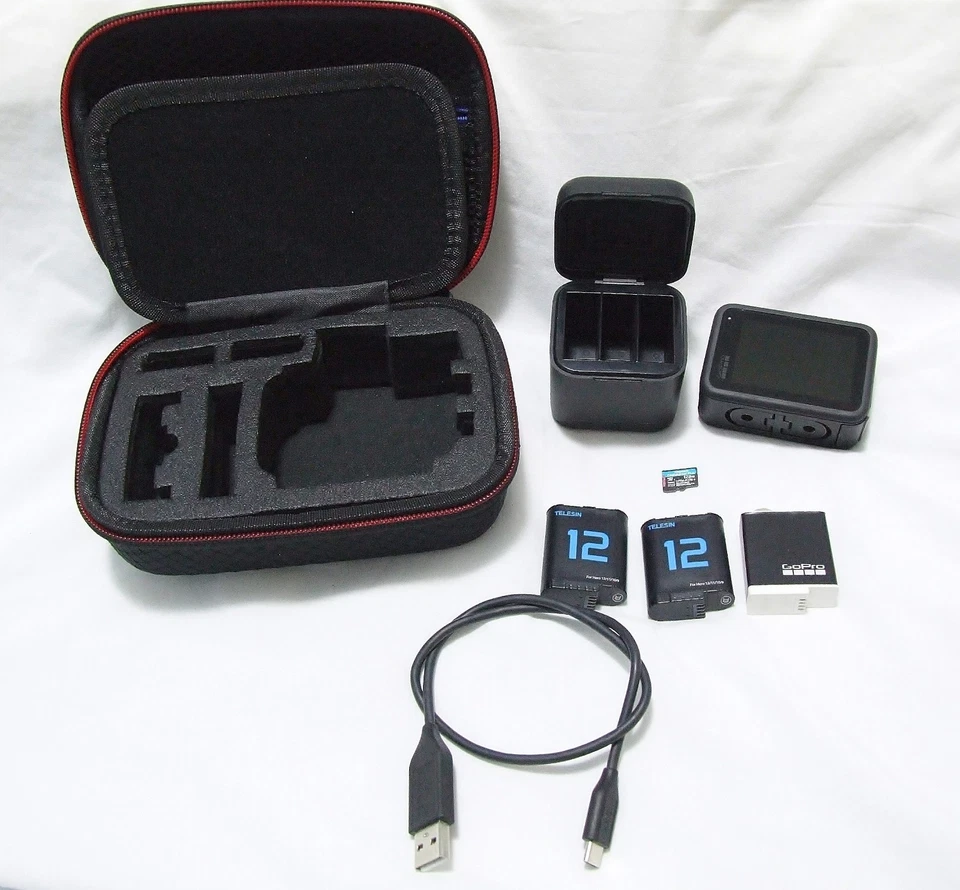 GoPro HERO 11 Black Waterproof Action Camera 5.3K60  Kit & Cases see Photo's - Image 2 of 4