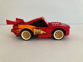 LEGO 8484  Cars: Ultimate Build Lightning McQueen COMPLETE w/ Manual - NO BOX
