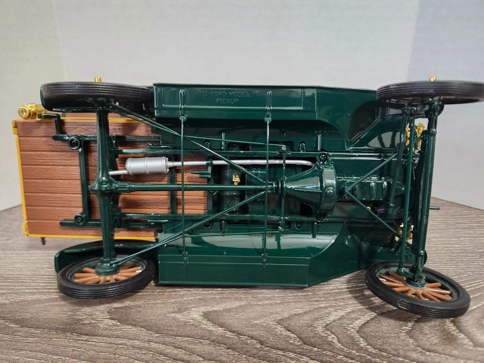 Franklin Mint 1913 Ford Model T Brown Diecast Pick Up Truck 1:16 Scale - Image 3 of 4