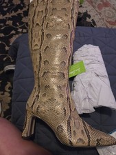 Womens Size 6 Boots Knee High, Snake Skin App...