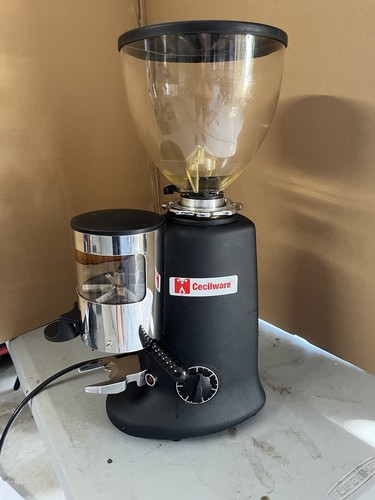 Grindmaster Cecilware HC600 Commercial Espresso Grinder 3 lb. Bean Hopper Doser - Picture 2 of 5