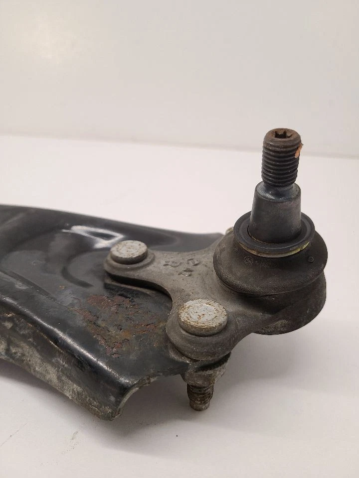 2012-2022 VOLKSWAGEN PASSAT Passenger Right Lower Control Arm Front RH 561407152 - Image 3 of 4